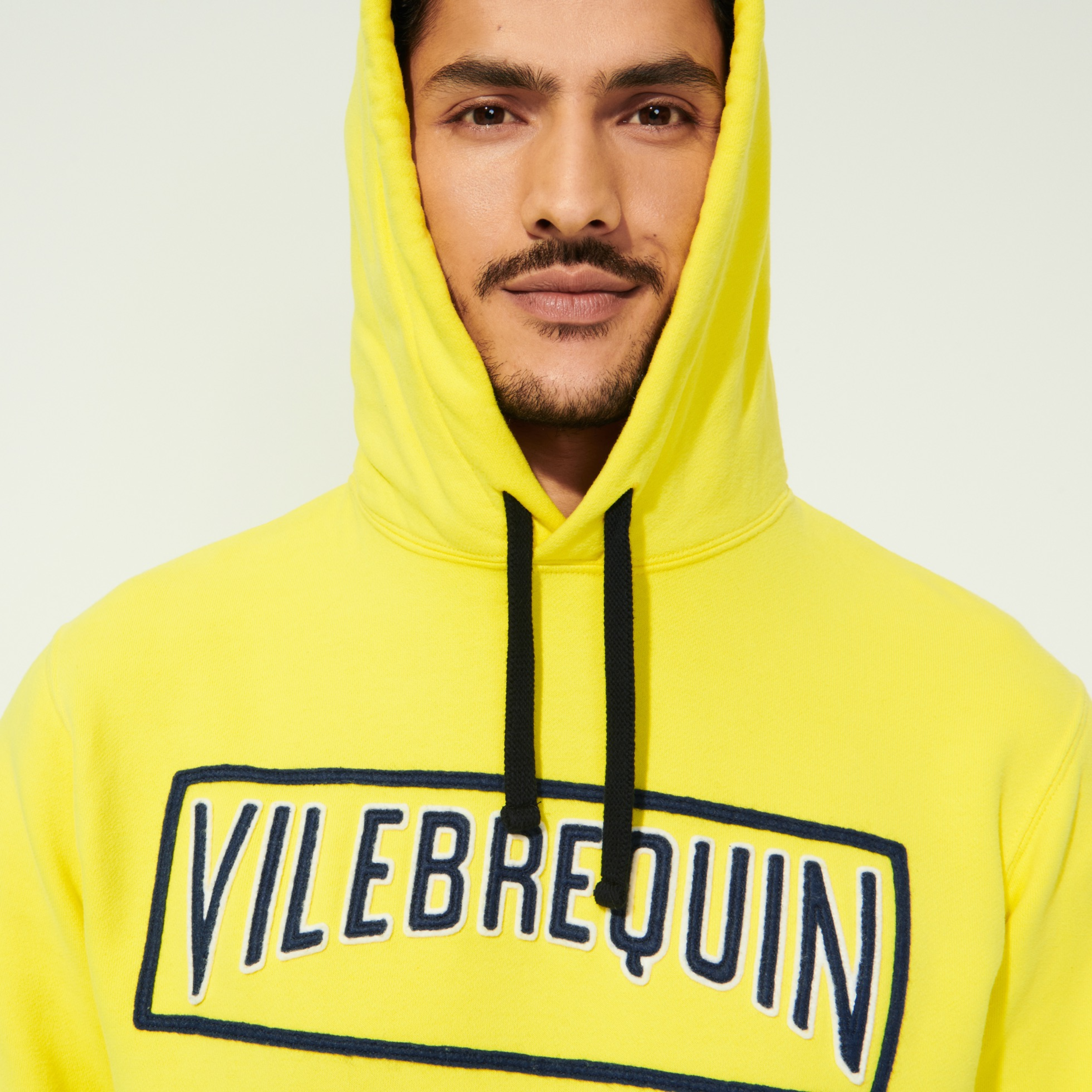 Resim Erkek Martin Kapüşonlu Sweatshirt MRIC2P13-105 | Vilebrequin