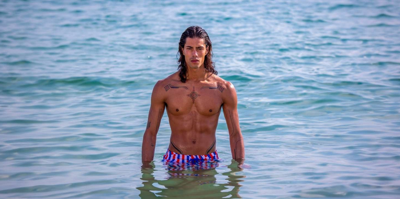 Blog yazısı Serin Havada Yüzme Rehberi: Sıcak Kalmak İçin Basic Parçalarla Rahatlıkiçin resim