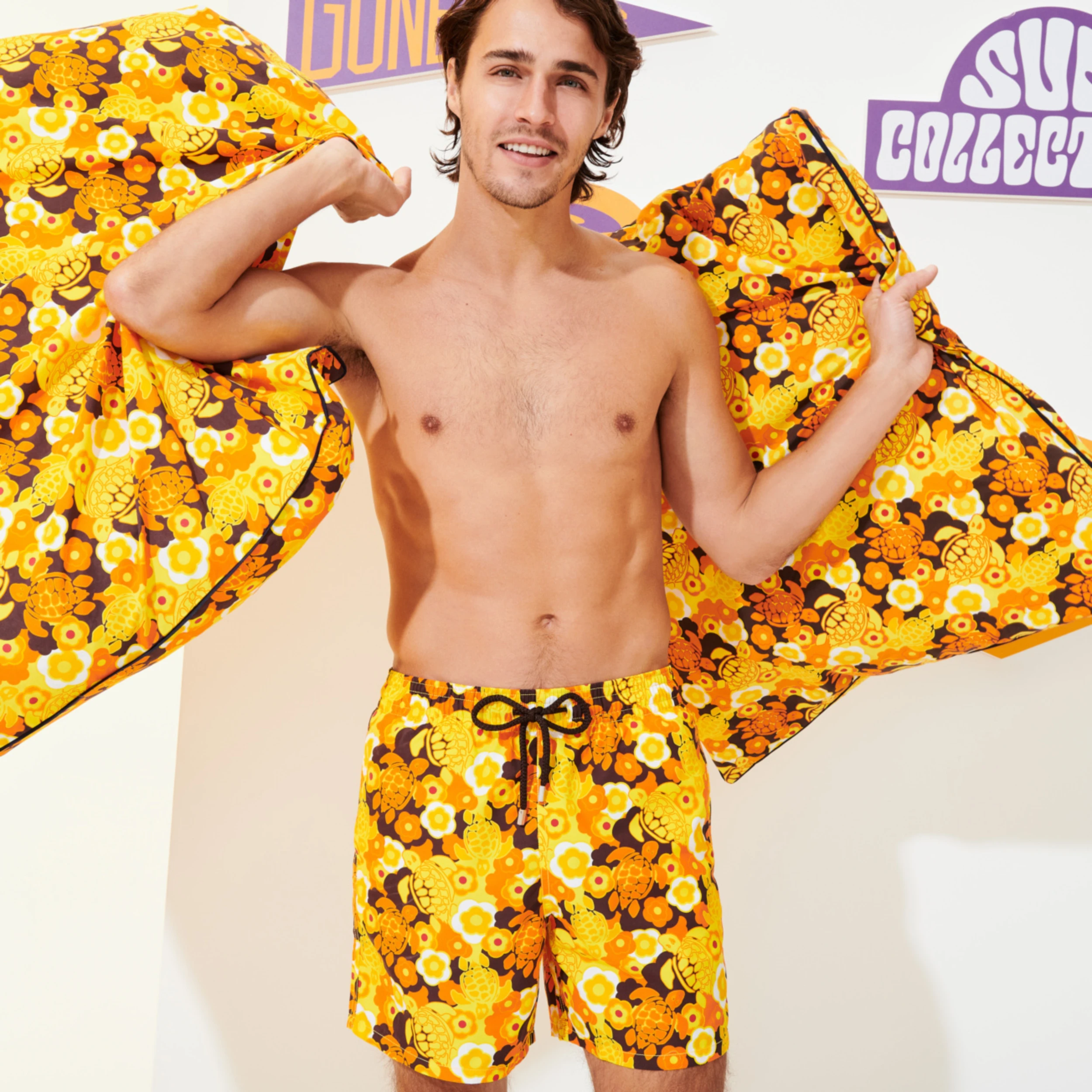 Resim Erkek 1976 Sun Turtles Moorea Mayo Sarı MOOU1B76-105 | Vilebrequin