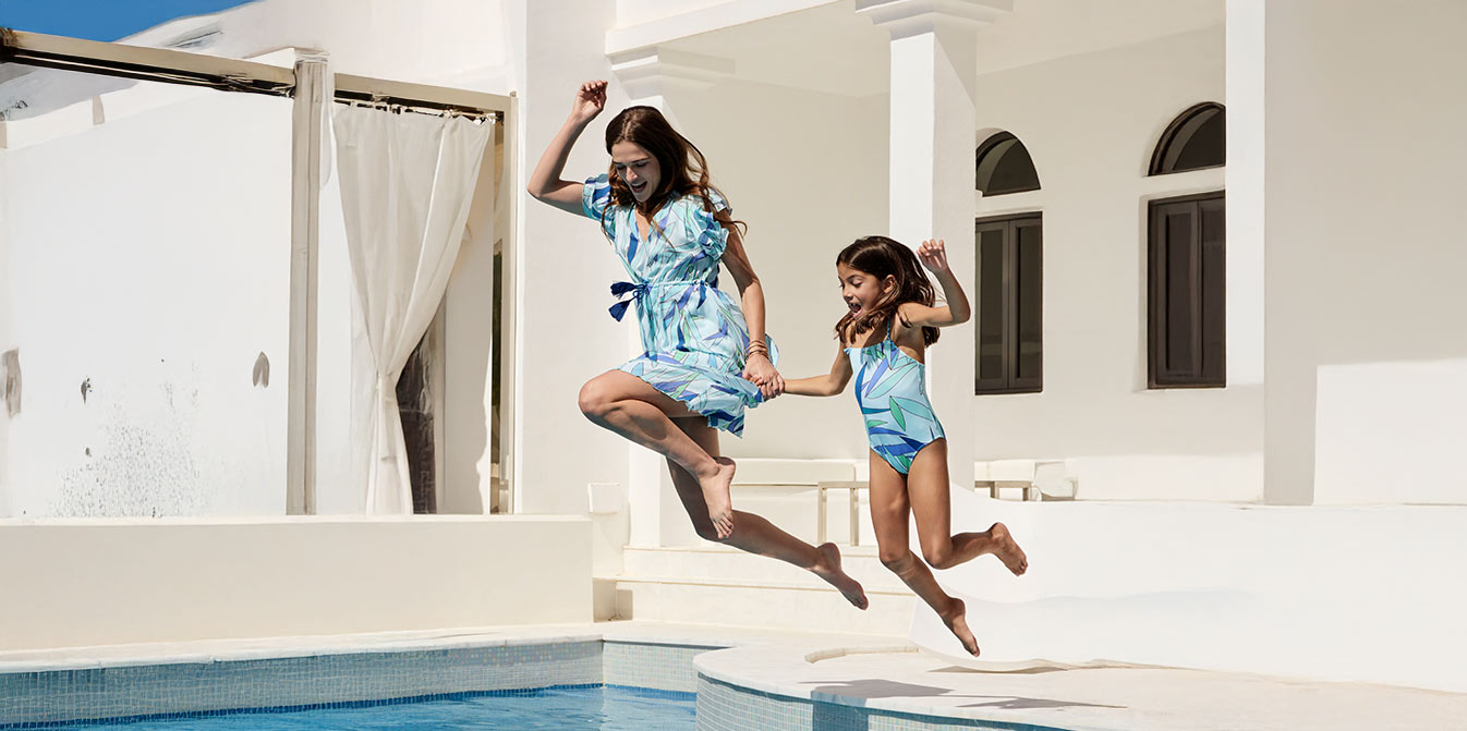 Blog yazısı Plaj Giyiminde Renk Psikolojisi: Hangi Tonlar Sizi Yansıtıyor?için resim