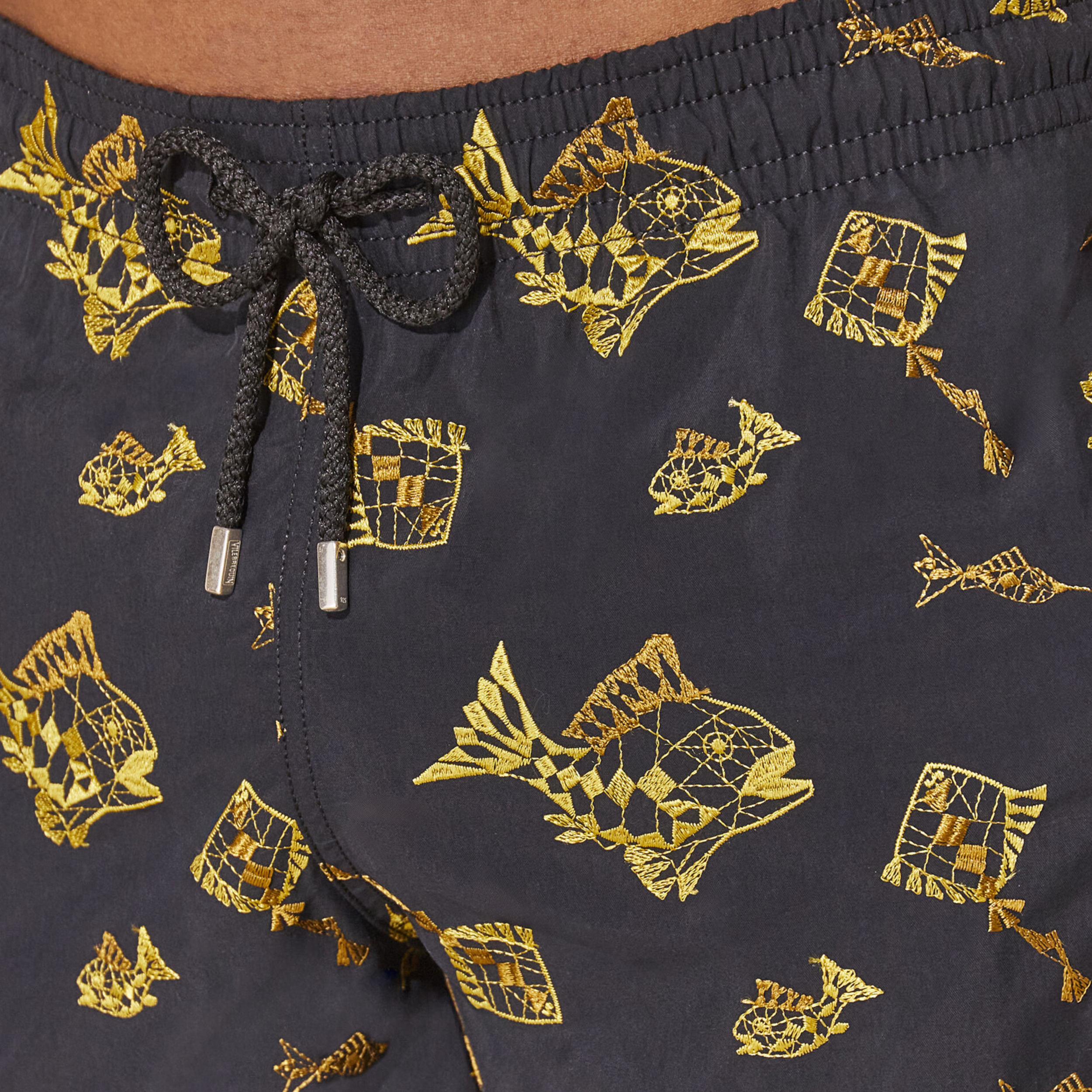 Resim Erkek Mistral Vatel - Limited Edition Mayo Siyah MISC4C03-990 | Vilebrequin