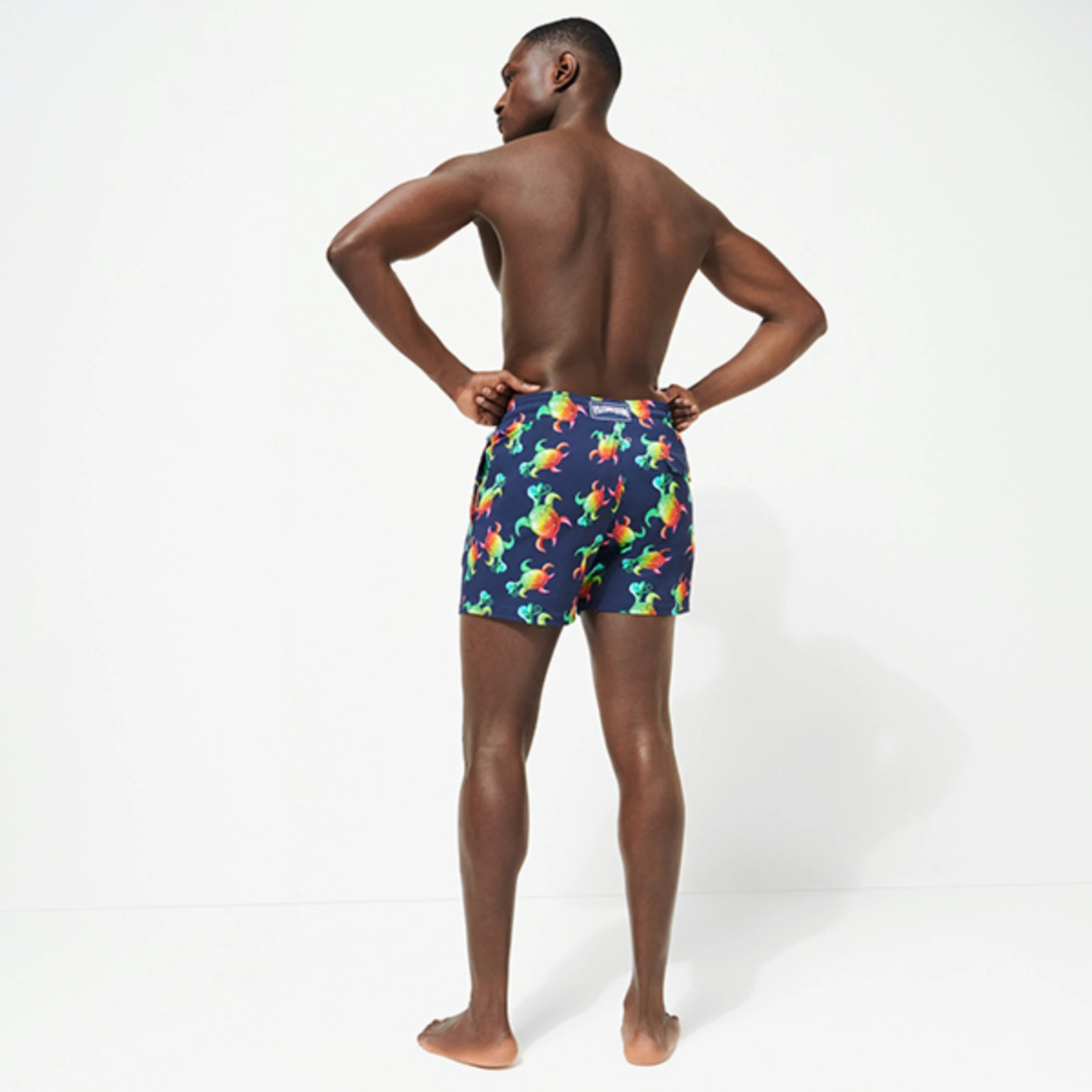 Resim Erkek Tortues Rainbow Multicolor - Vilebrequin x Kenny Scharf Moorise Mayo Lacivert MSOH2F54-390 | Vilebrequin